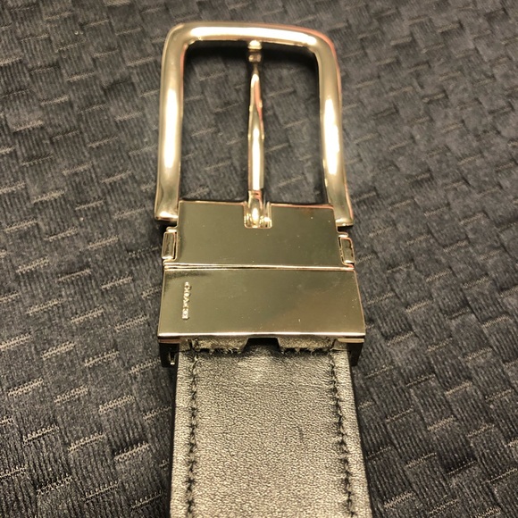 Coach Signature Black Leather Belt - Picture 4 of 13